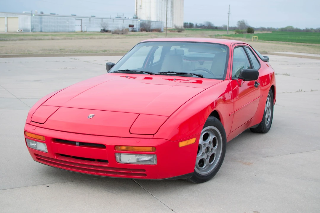1987 Porsche 944 Turbo - Image 2 of 31