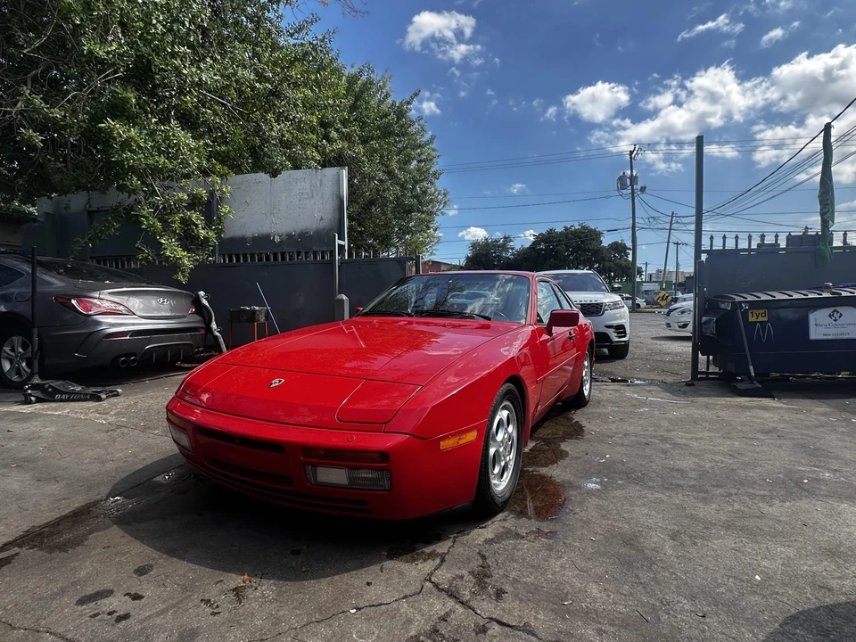 1987 Porsche 944 Turbo - Image 6 of 31