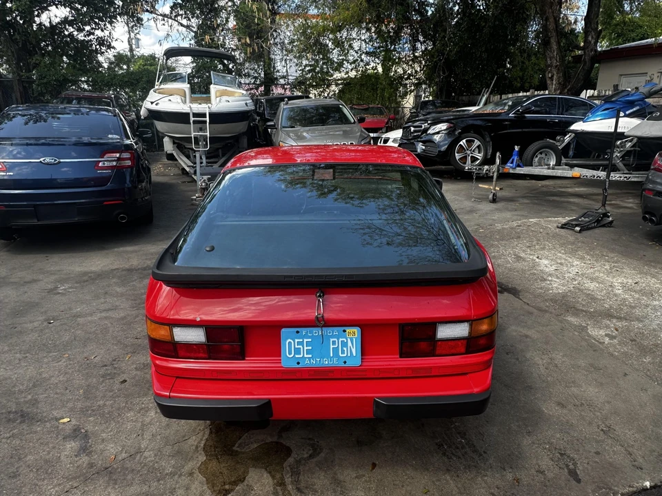 1987 Porsche 944 Turbo - Image 11 of 31