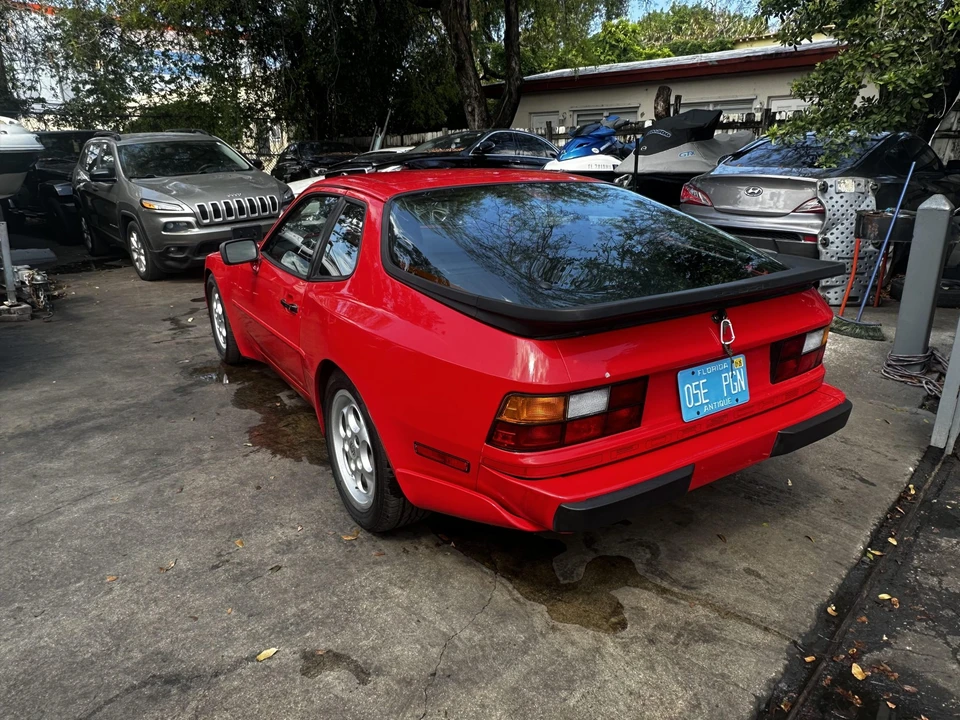 1987 Porsche 944 Turbo - Image 10 of 31