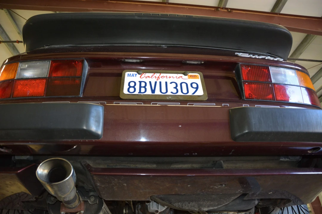 1987 Porsche 944 Turbo - Image 24 of 31
