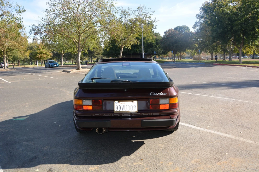 1987 Porsche 944 Turbo - Image 7 of 31