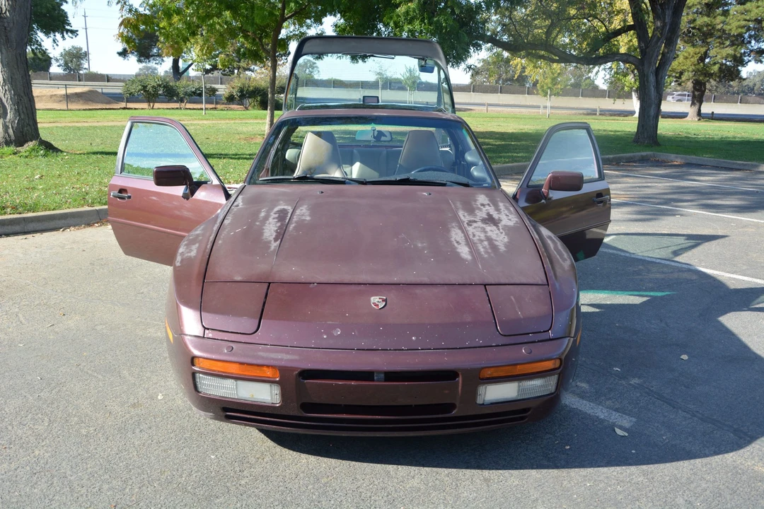 1987 Porsche 944 Turbo - Image 12 of 31