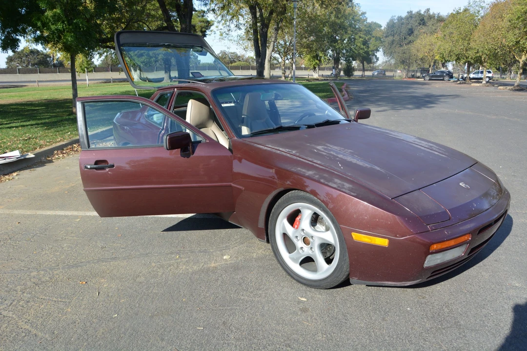 1987 Porsche 944 Turbo - Image 11 of 31