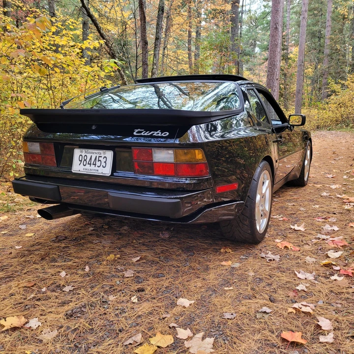 1987 Porsche 944 Turbo - Image 14 of 31