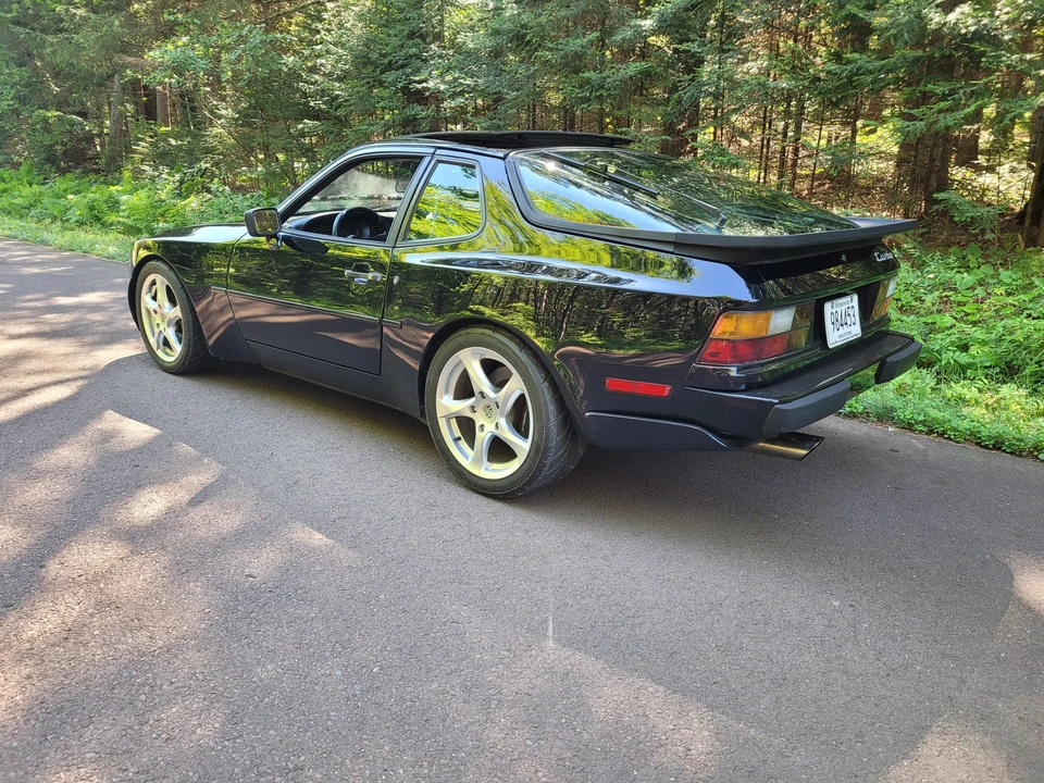 1987 Porsche 944 Turbo - Image 9 of 31