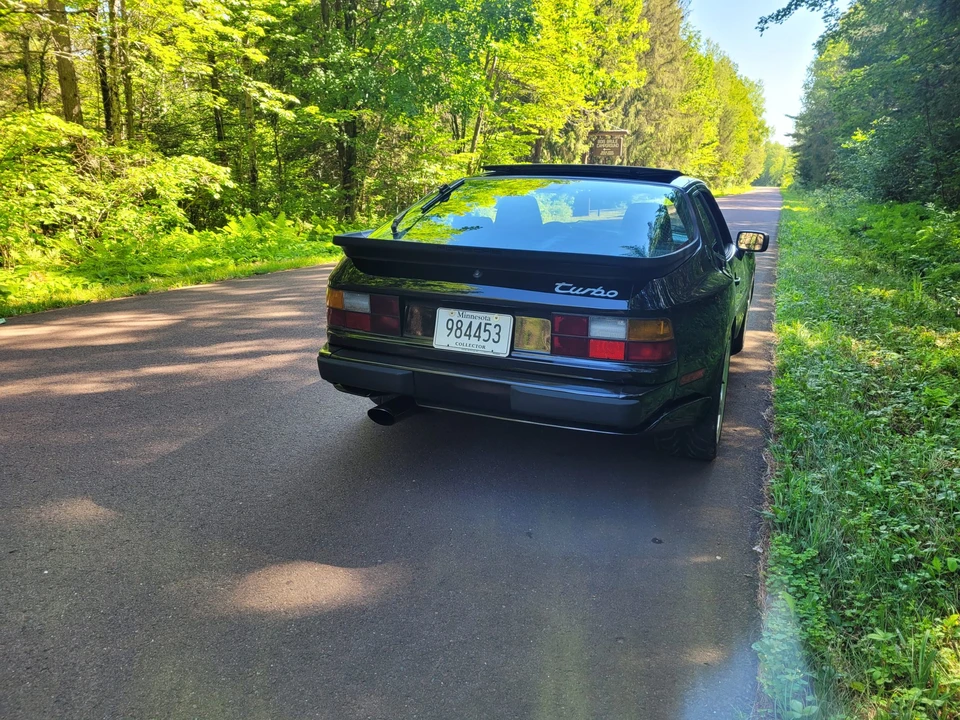 1987 Porsche 944 Turbo - Image 11 of 31
