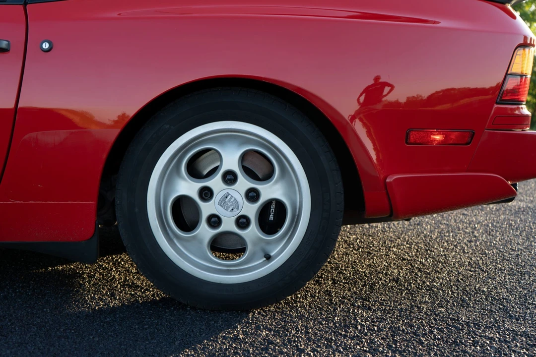 1987 Porsche 944 Turbo - Image 30 of 31