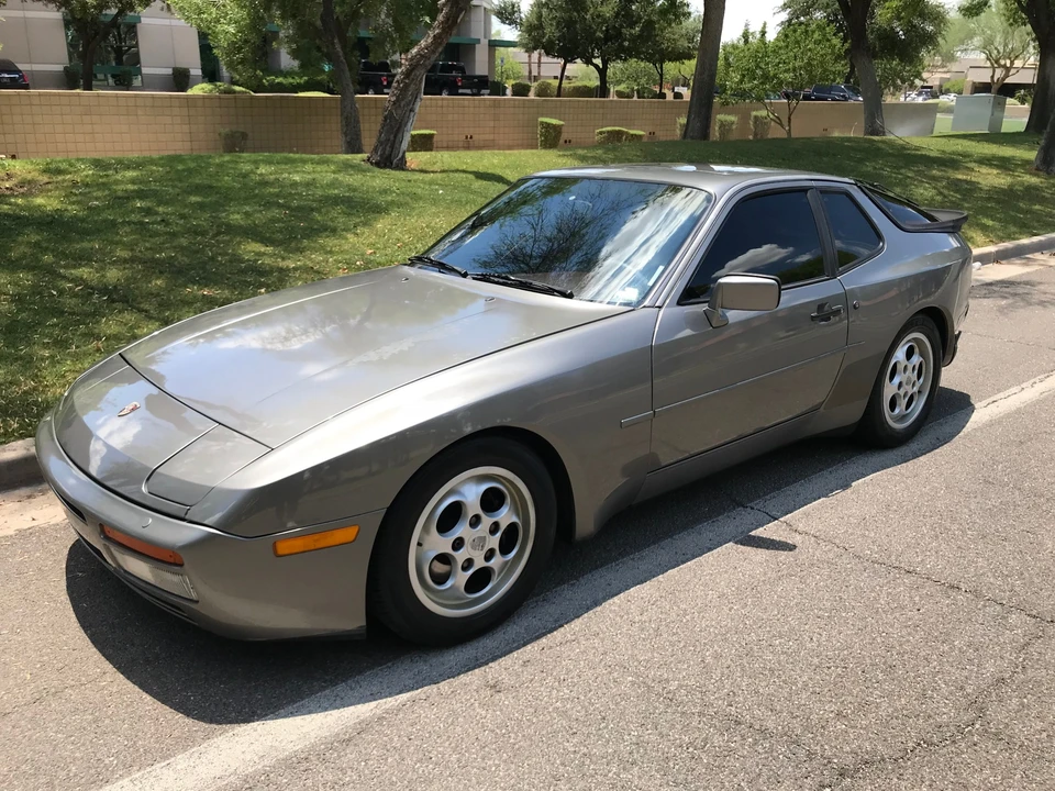 1987 Porsche 944 Turbo - Image 2 of 31