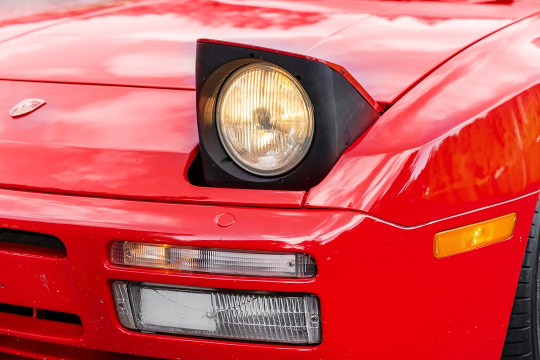 1987 Porsche 944 Turbo - Image 16 of 31
