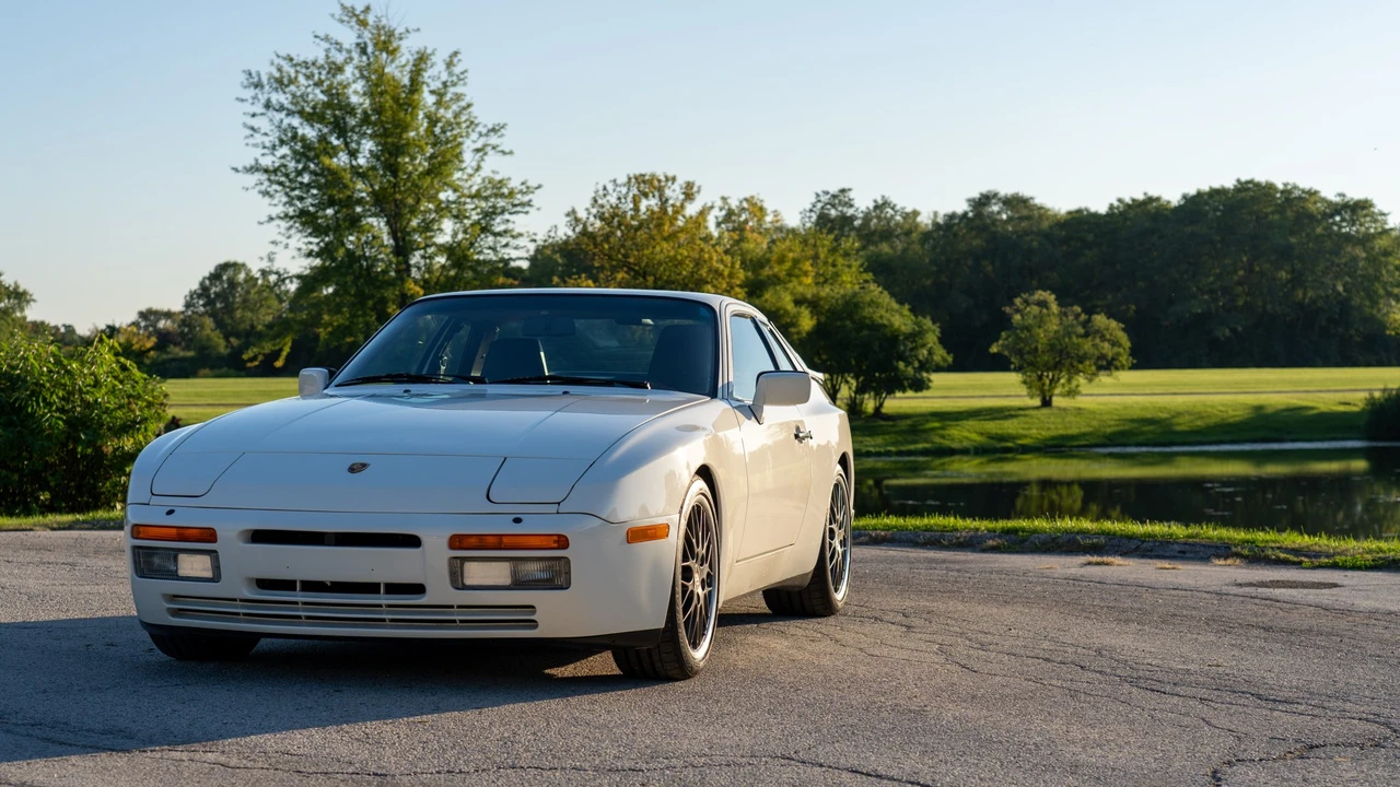 1987 Porsche 944 Turbo - Image 25 of 31