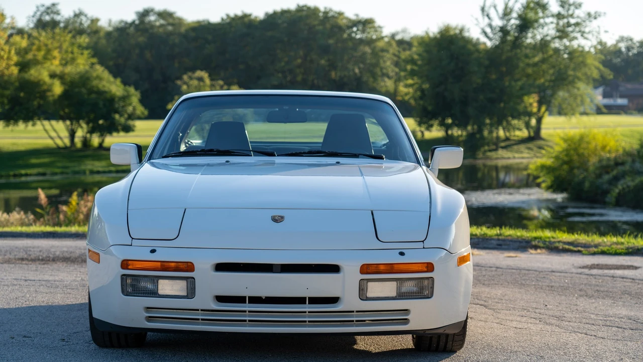 1987 Porsche 944 Turbo - Image 18 of 31