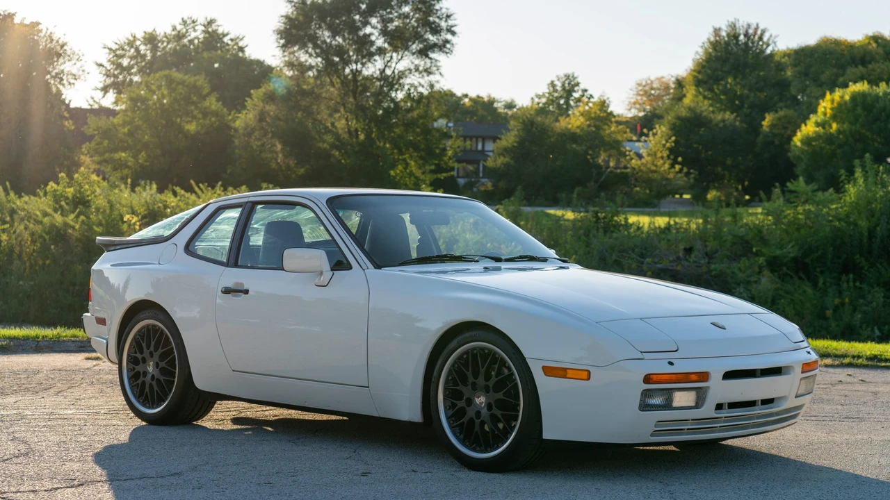 1987 Porsche 944 Turbo - Image 3 of 31