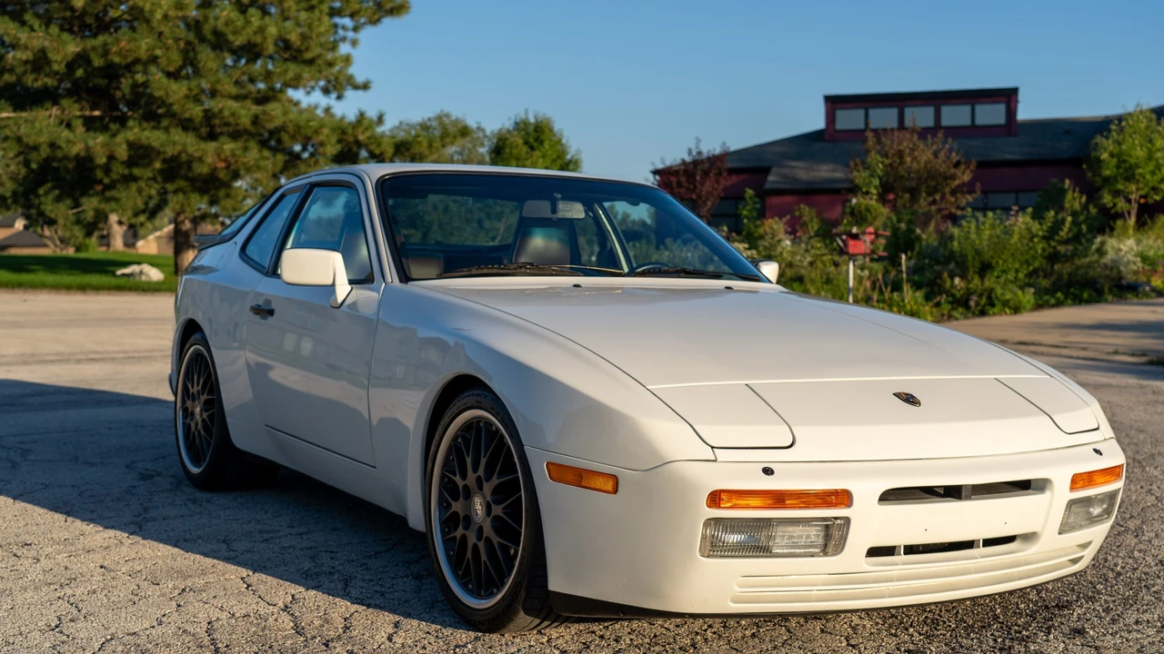 1987 Porsche 944 Turbo - Image 6 of 31