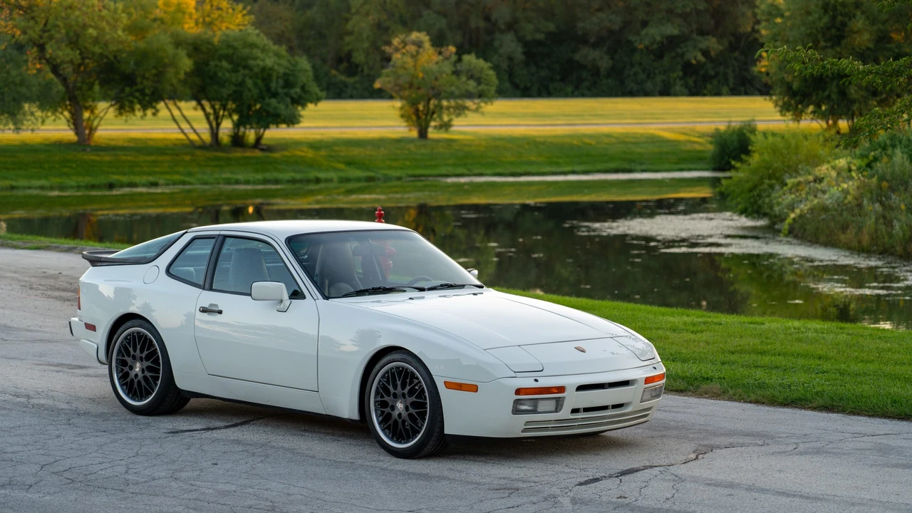 1987 Porsche 944 Turbo - Image 8 of 31