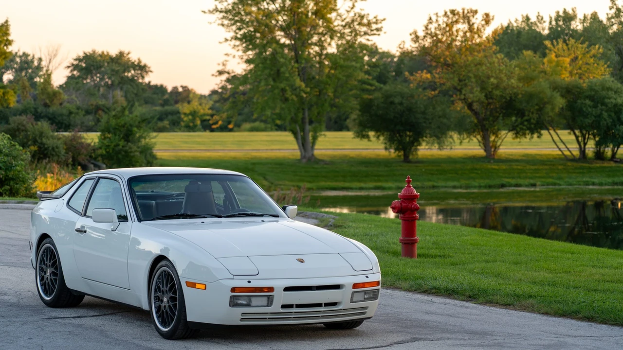 1987 Porsche 944 Turbo - Image 10 of 31