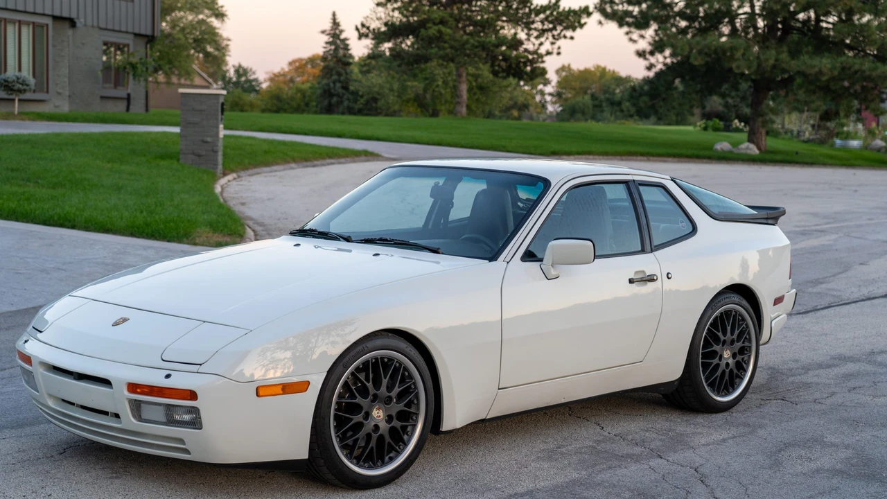 1987 Porsche 944 Turbo - Image 29 of 31