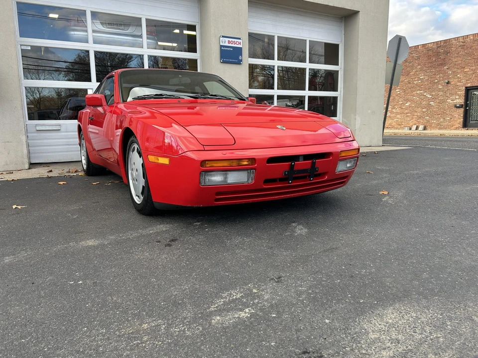 1987 Porsche 944 Turbo - Image 7 of 31