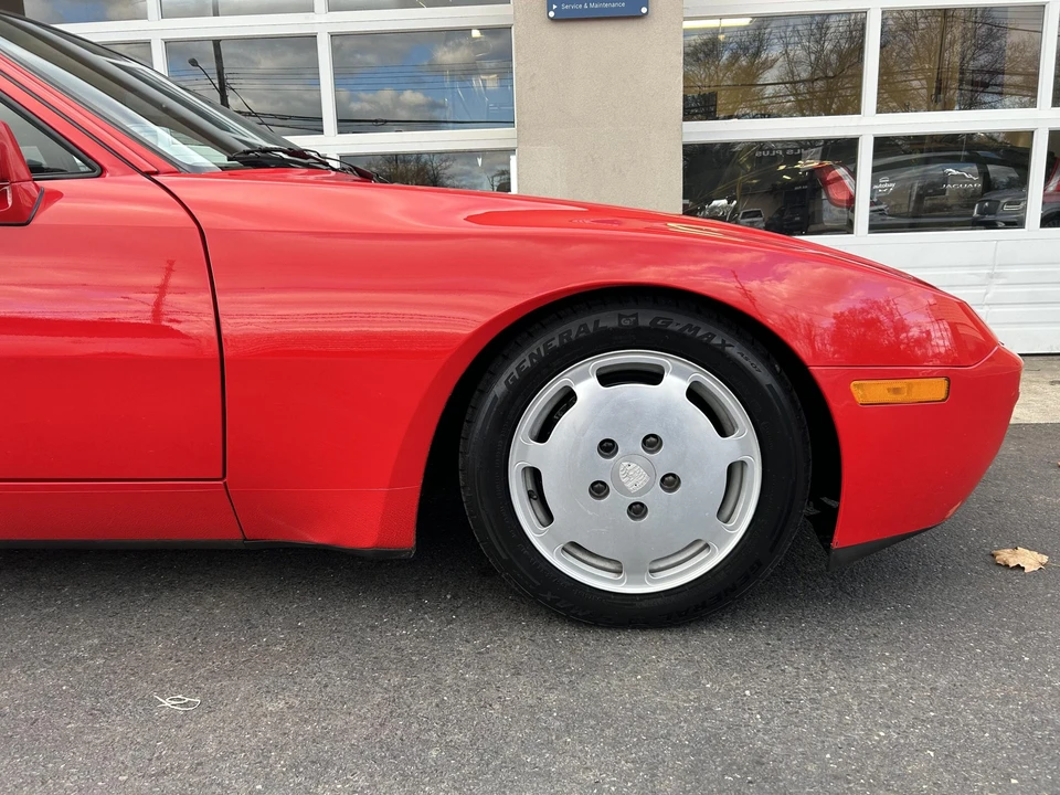 1987 Porsche 944 Turbo - Image 15 of 31