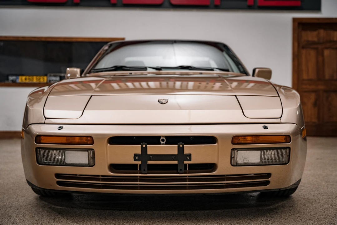 1987 Porsche 944 Turbo - Image 5 of 31