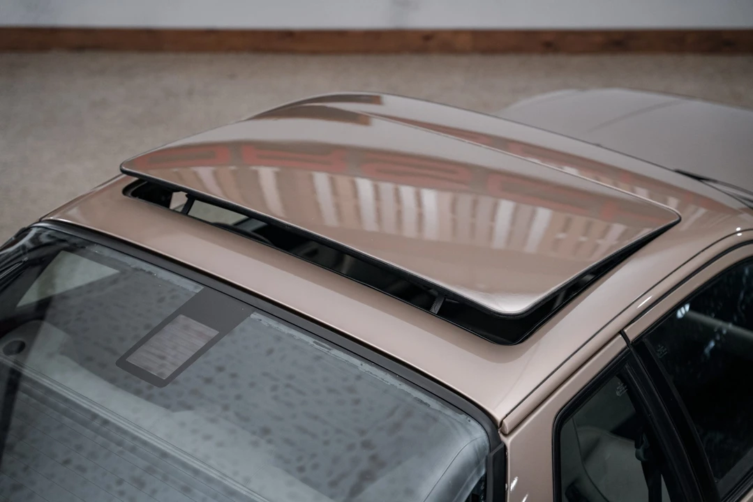 1987 Porsche 944 Turbo - Image 21 of 31