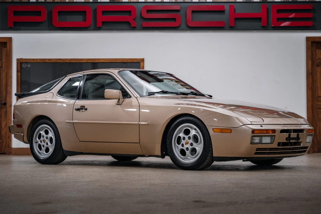 1987 Porsche 944 Turbo - Image 8 of 31
