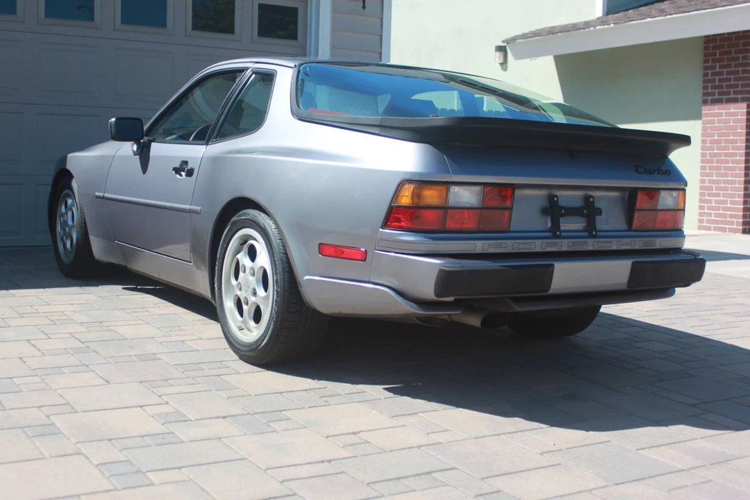 1987 Porsche 944 Turbo - Image 8 of 29