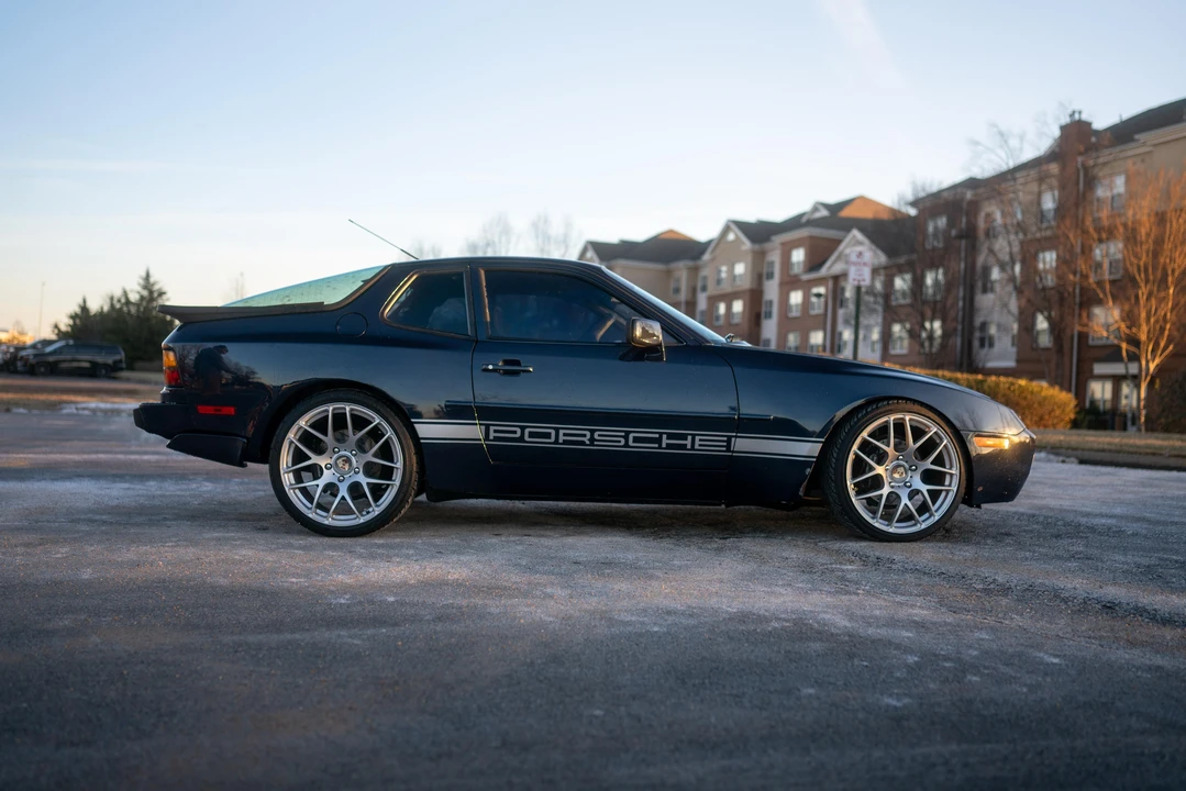 1987 Porsche 944 Turbo - Image 13 of 31
