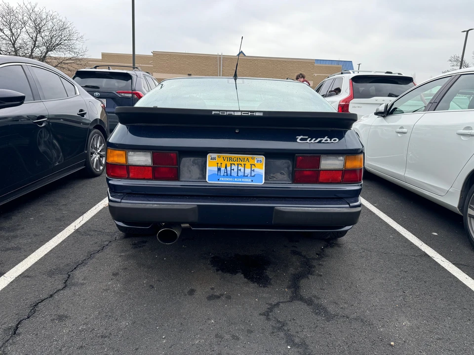 1987 Porsche 944 Turbo - Image 10 of 31