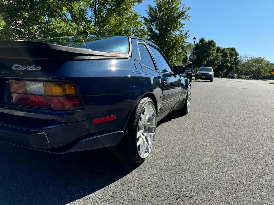 1987 Porsche 944 Turbo - Image 27 of 31
