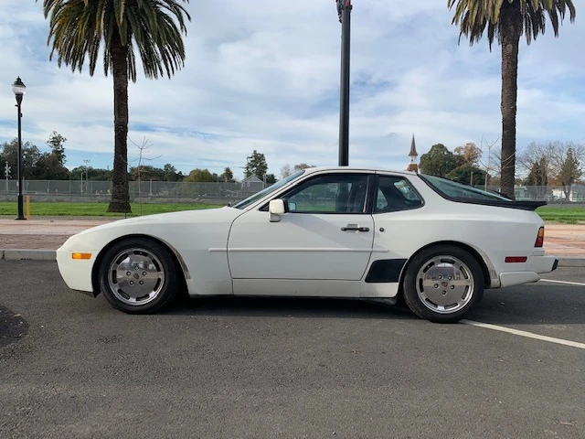 1987 Porsche 944 Turbo - Image 9 of 31