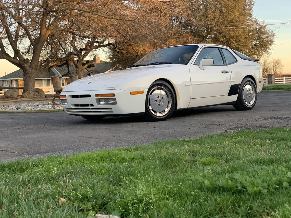 1987 Porsche 944 Turbo - Image 4 of 31