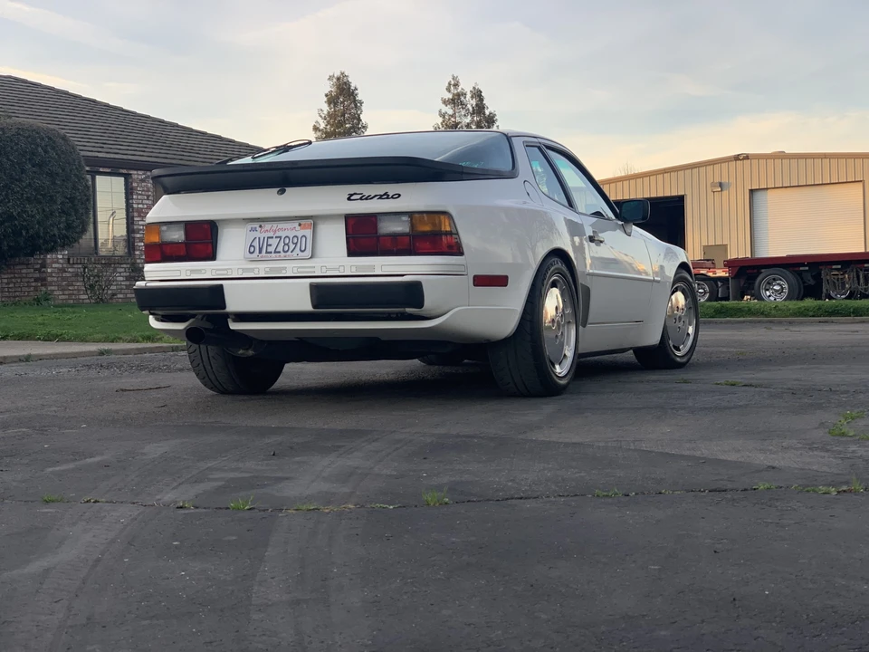 1987 Porsche 944 Turbo - Image 21 of 31