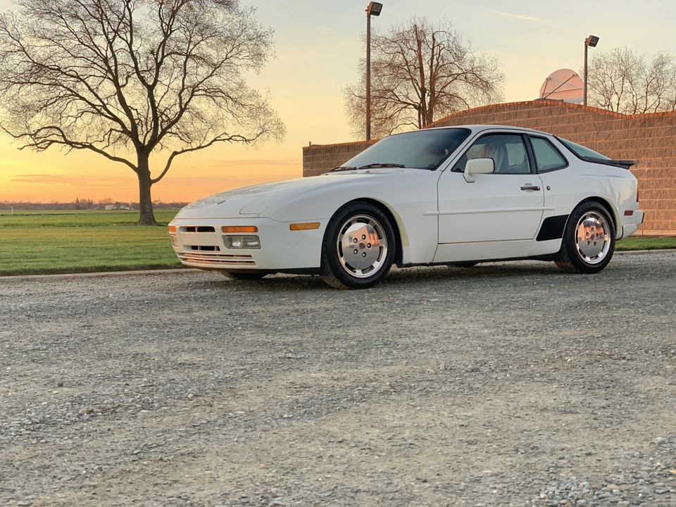 1987 Porsche 944 Turbo - Image 6 of 31
