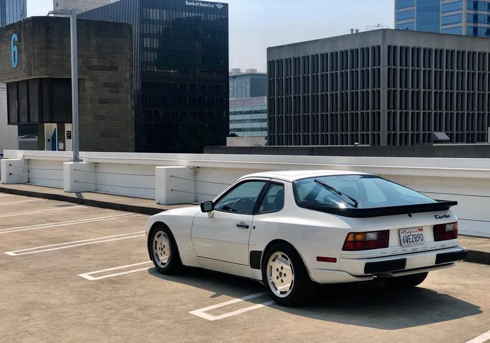 1987 Porsche 944 Turbo - Image 19 of 31