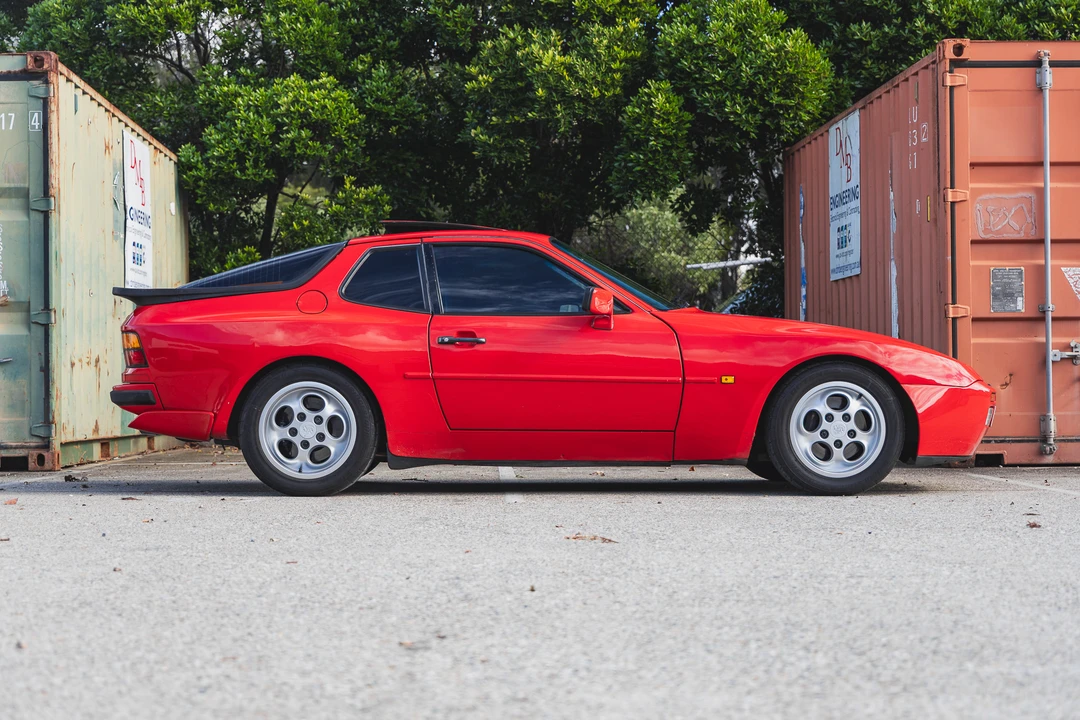 1987 Porsche 944 Turbo - Image 16 of 31