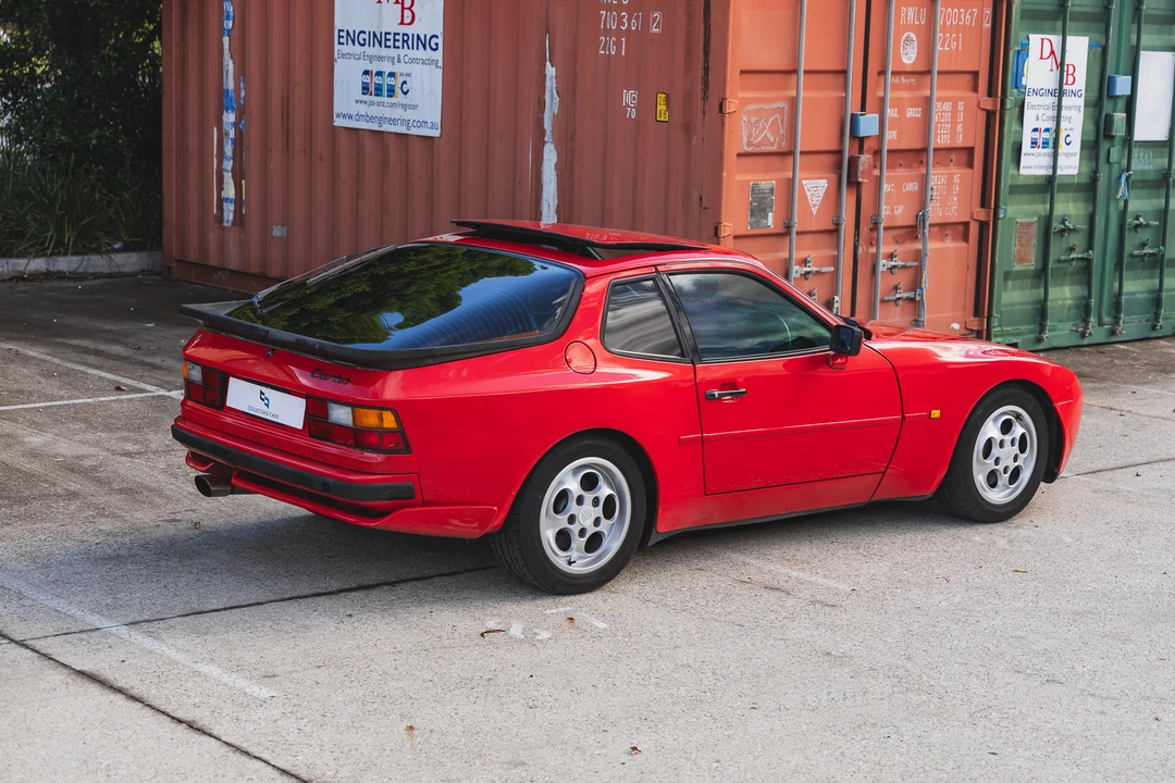 1987 Porsche 944 Turbo - Image 15 of 31