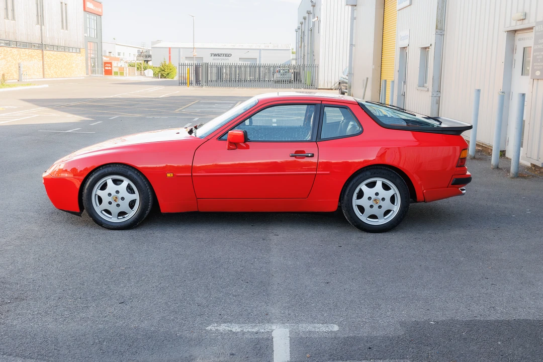 1987 Porsche 944 Turbo - Image 12 of 31