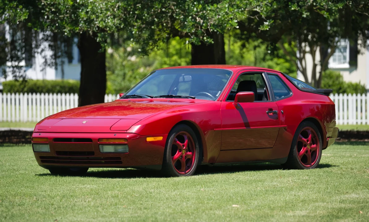 1987 Porsche 944 Turbo - Image 2 of 31