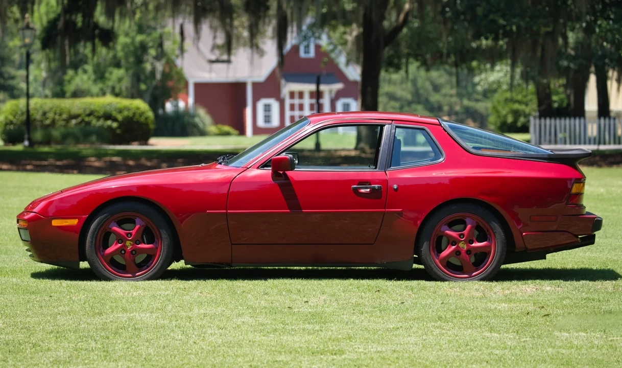 1987 Porsche 944 Turbo - Image 9 of 31