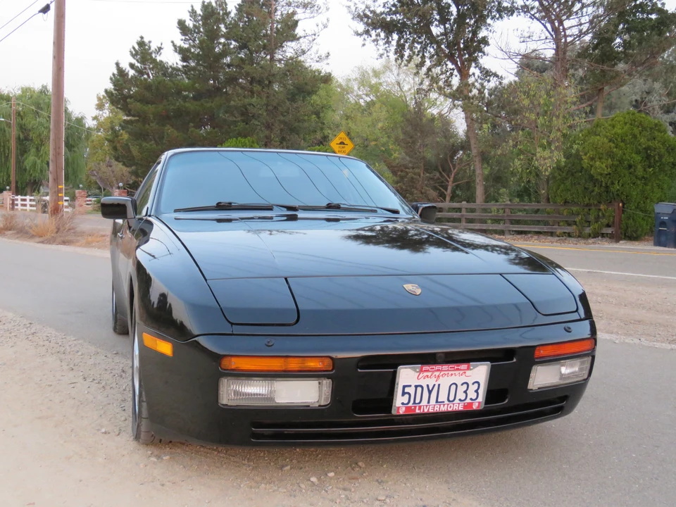 1987 Porsche 944 Turbo - Image 14 of 31