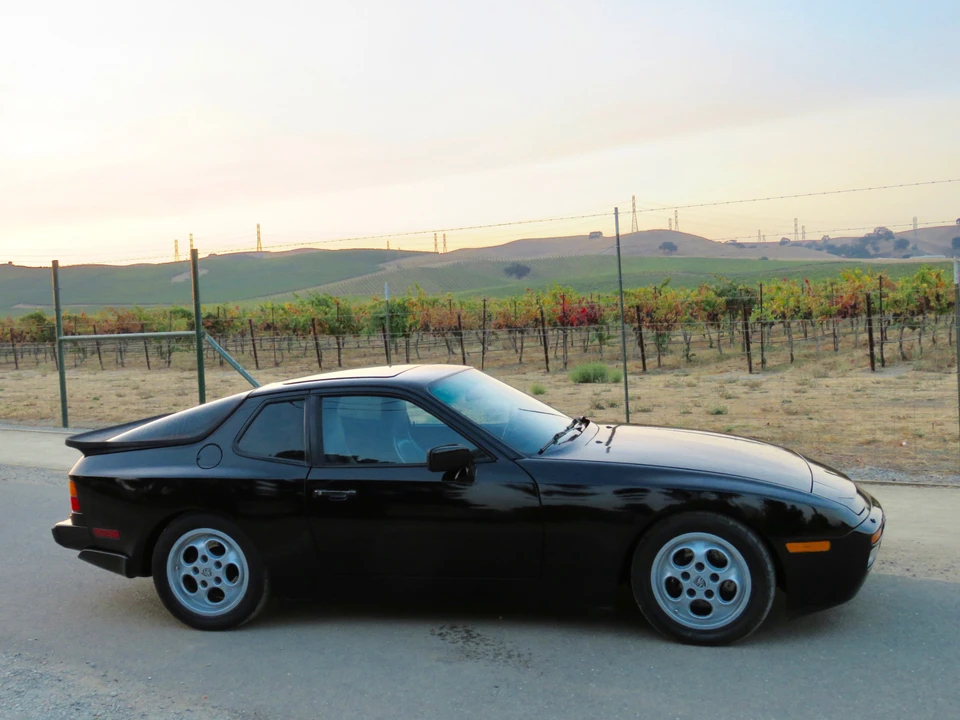 1987 Porsche 944 Turbo - Image 21 of 31
