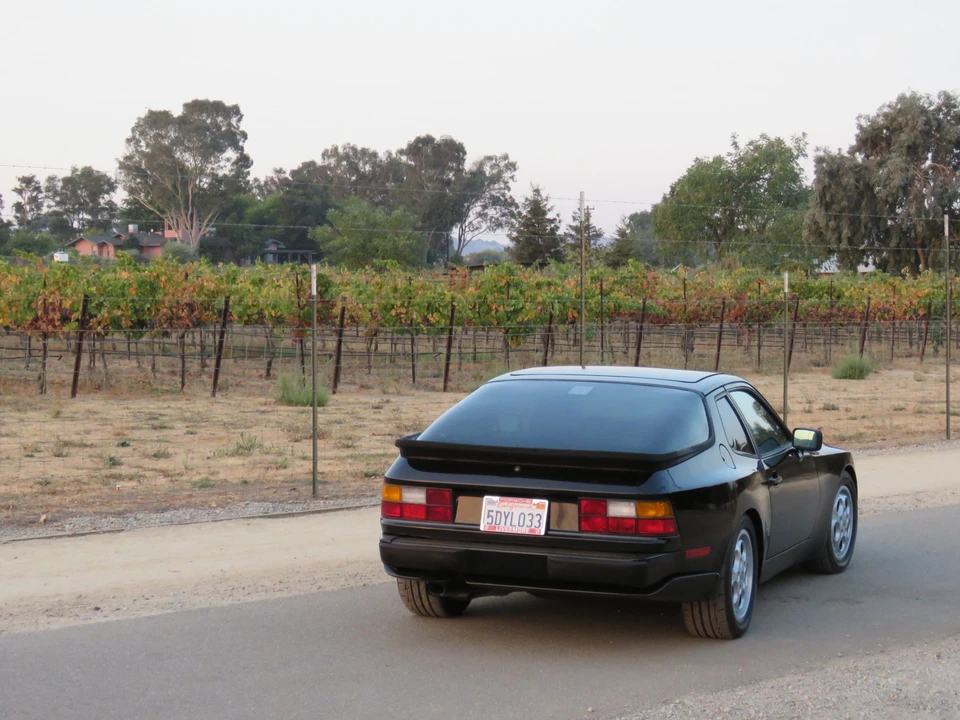 1987 Porsche 944 Turbo - Image 26 of 31