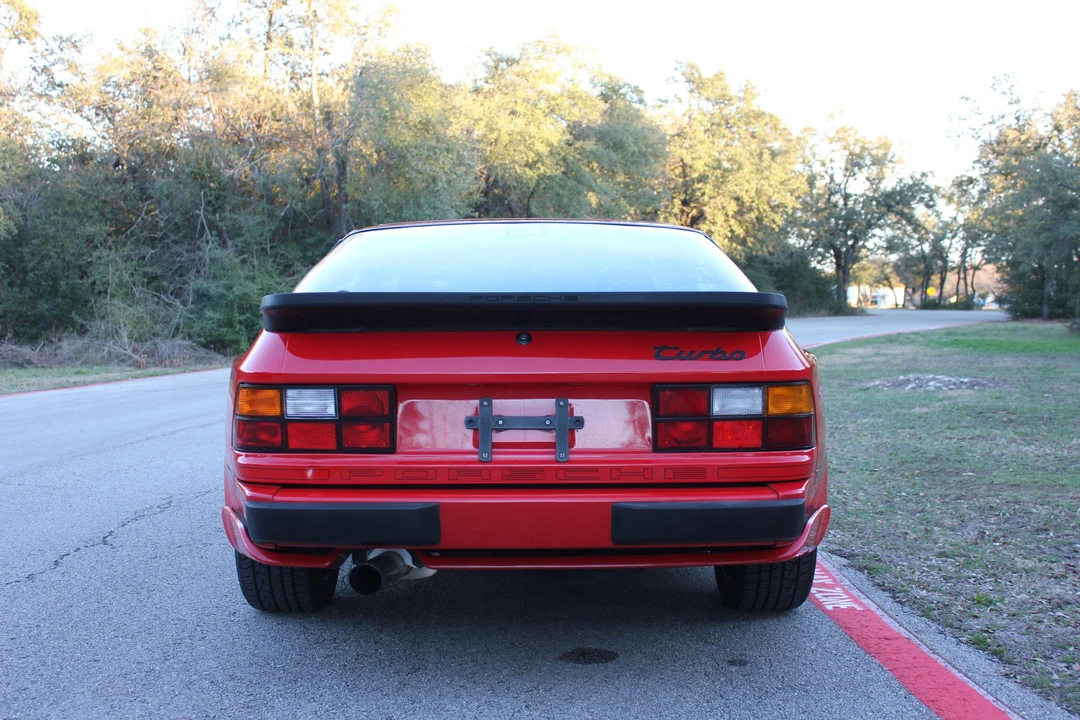 1987 Porsche 944 Turbo - Image 10 of 31