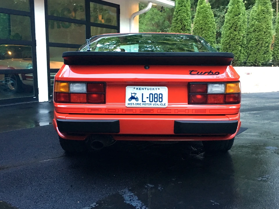 1987 Porsche 944 Turbo - Image 9 of 31