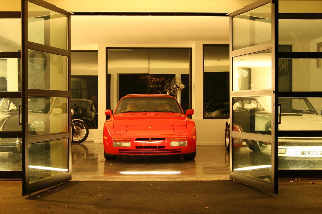 1987 Porsche 944 Turbo - Image 2 of 31