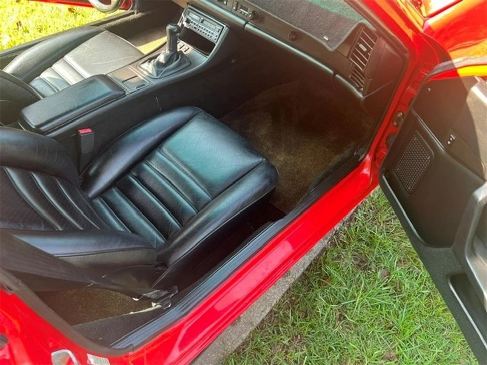 1987 Porsche 944 - Image 23 of 31