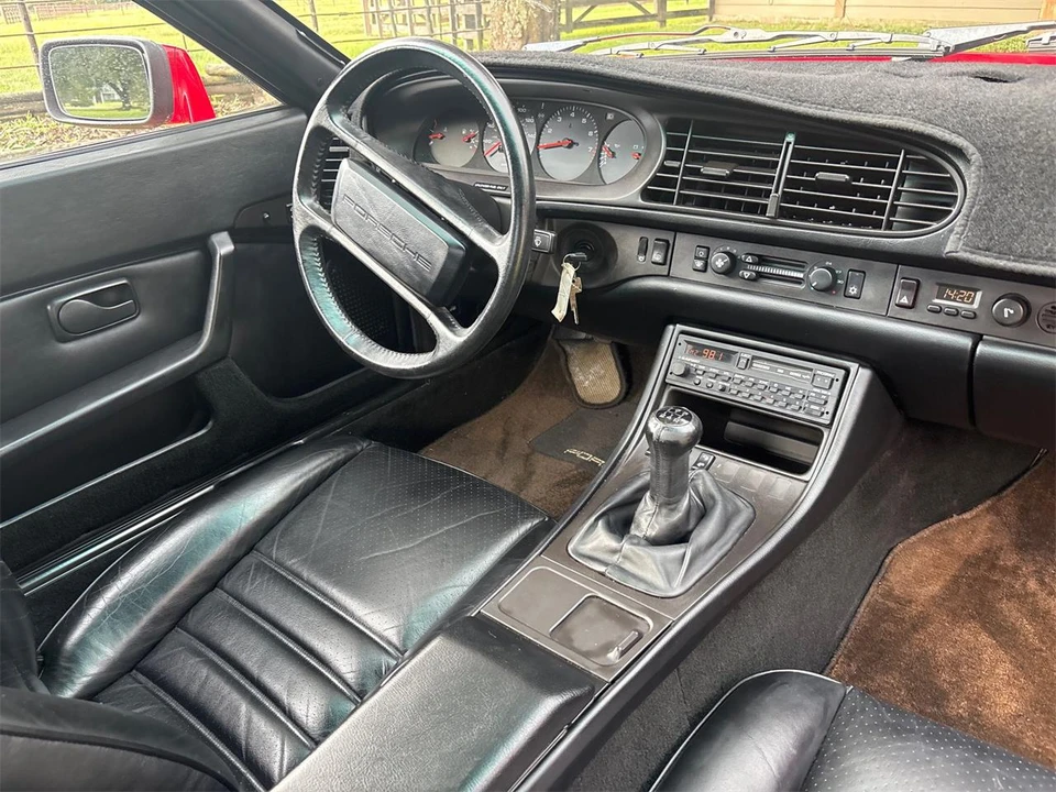 1987 Porsche 944 - Image 19 of 31