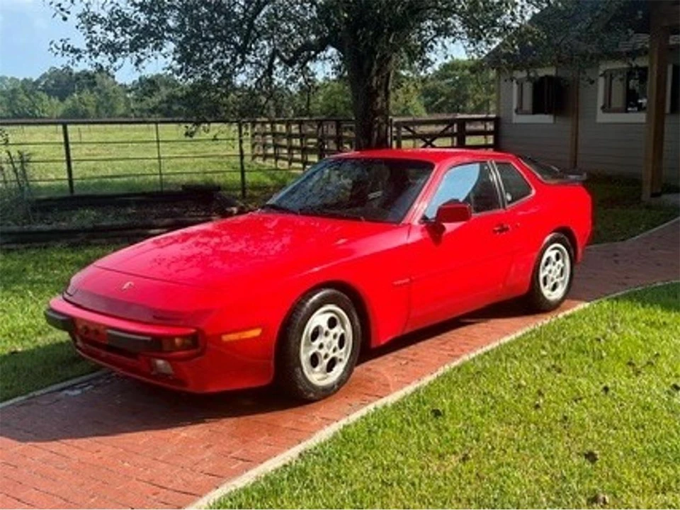 1987 Porsche 944 - Image 12 of 31