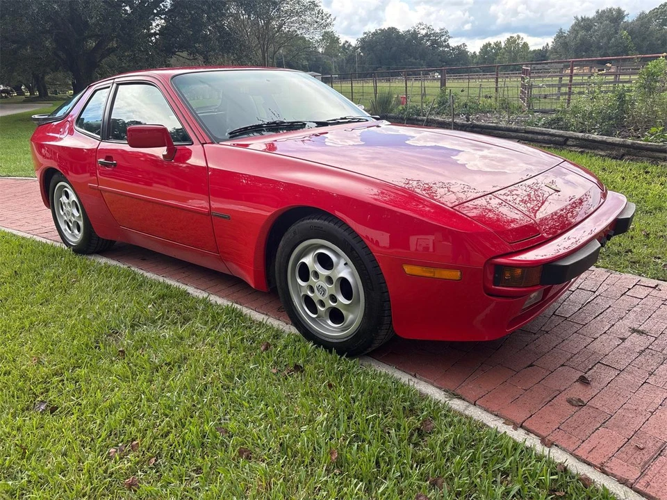 1987 Porsche 944 - Image 2 of 31